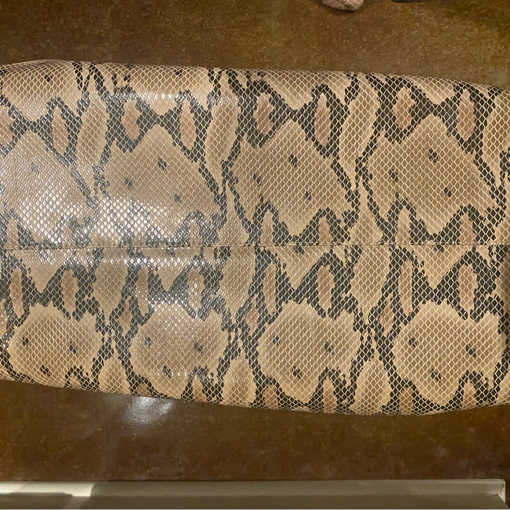 Consuela Rattler Tote - Picture 3 of 4